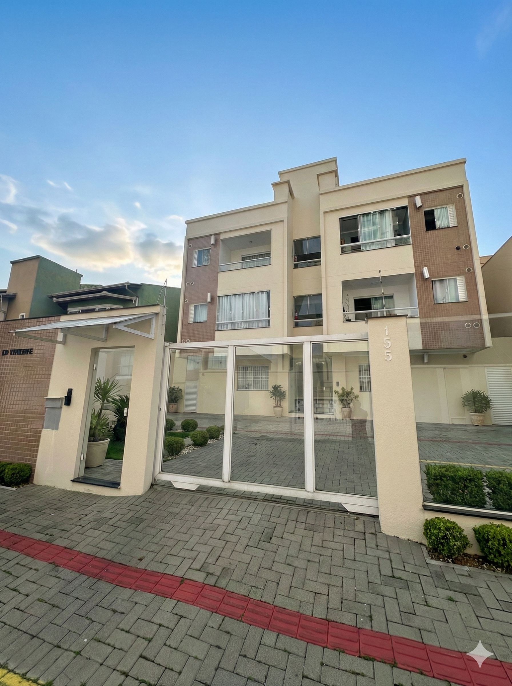 Fachada do Residencial Tenerife